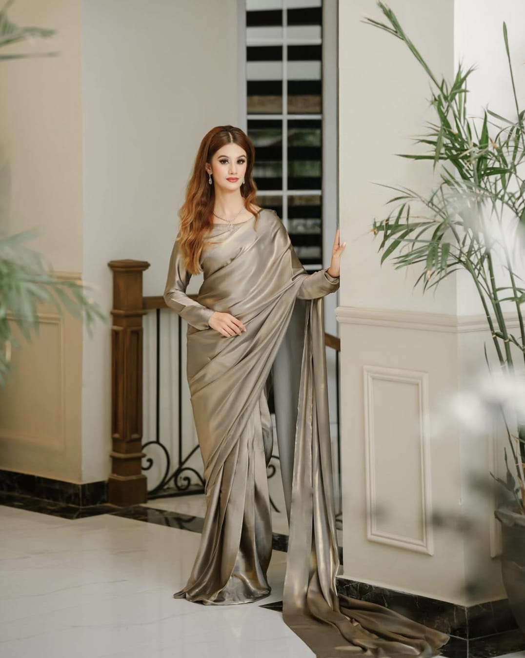 Plain Shimmer Silk Saree
