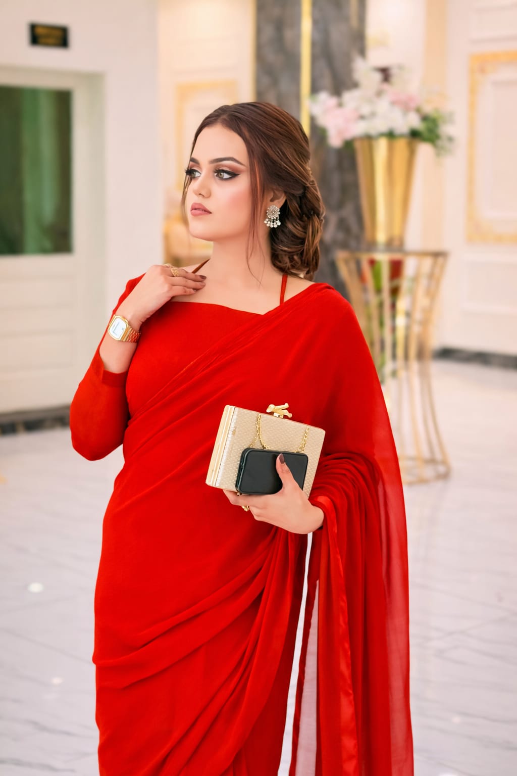 LuxeFit Glow – Premium Chiffon Stitched Saree